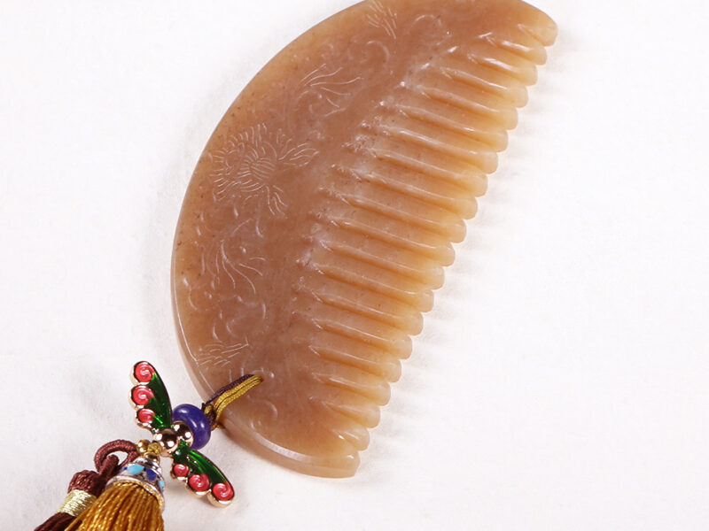 新疆和田玉糖玉梳子33.439g XinJiang Hotan Jade Jewelry comb